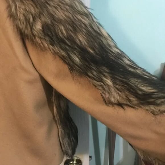 New* Michael Kors Faux Coyote Fur Jacket Size S $275 - Picture 5 of 7